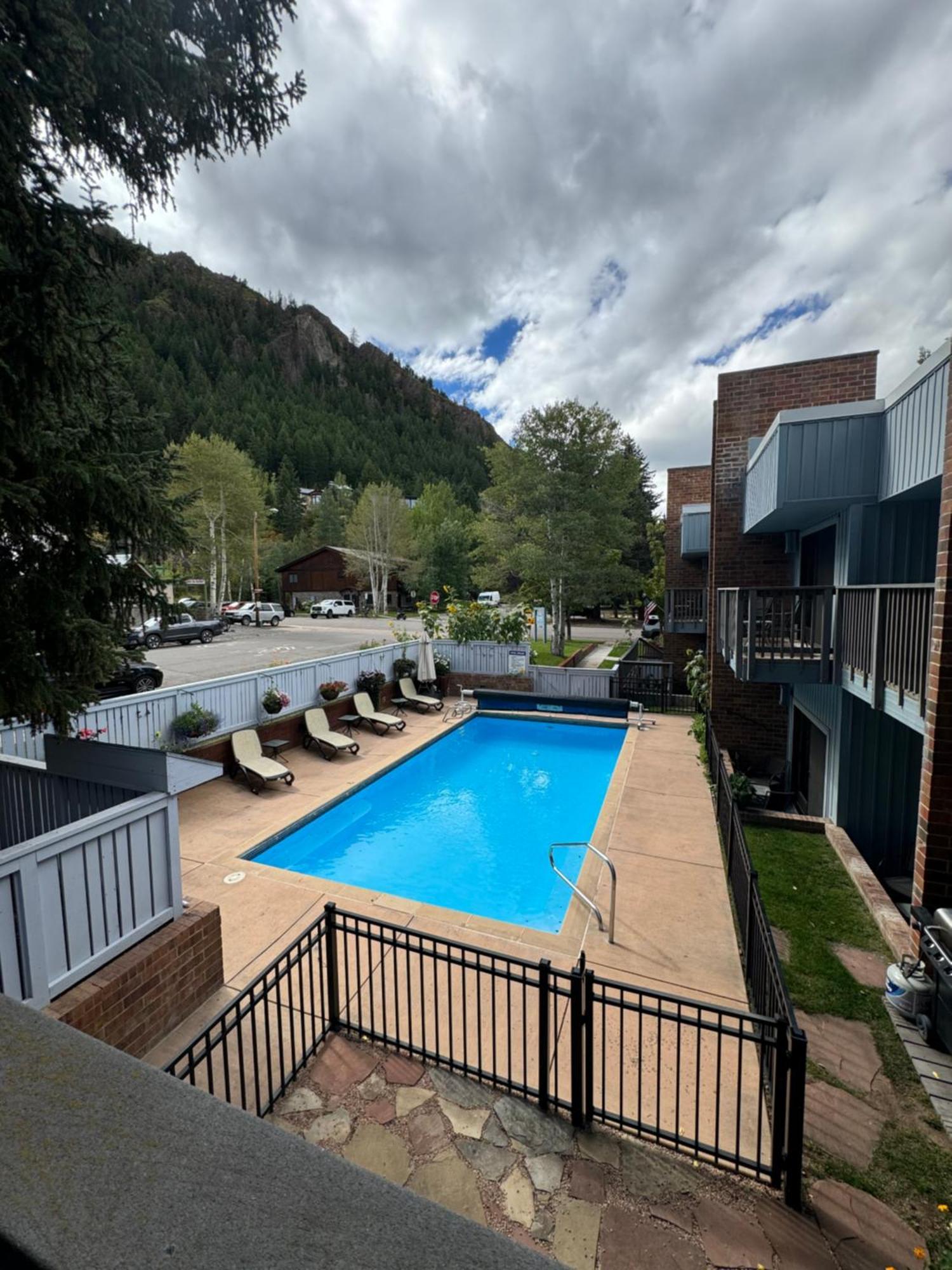 Shadow Mountain Lodge Aspen Exterior photo