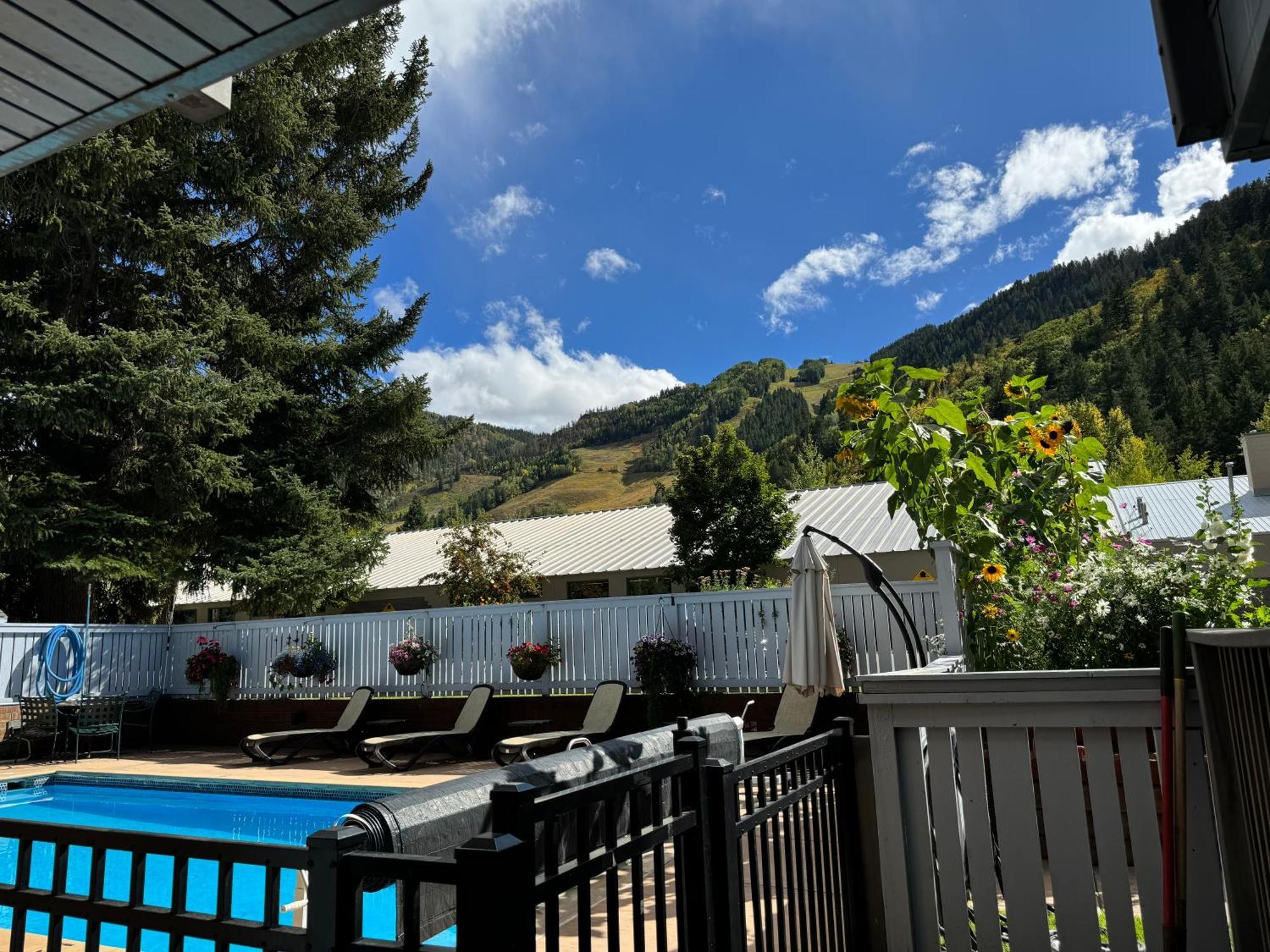 Shadow Mountain Lodge Aspen Exterior photo